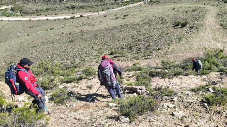 Con apoyo de drones, la Patrulla de Rescate asistió a montañistas en el Cerro El Plata
