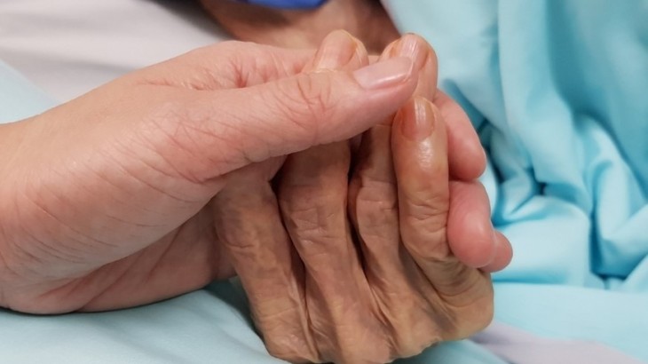 Uruguay se convierte en el primer país de América Latina en legalizar la eutanasia