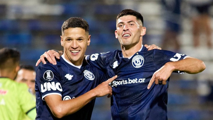 Independiente Rivadavia goleó a La Guaira y se ilusiona con los octavos