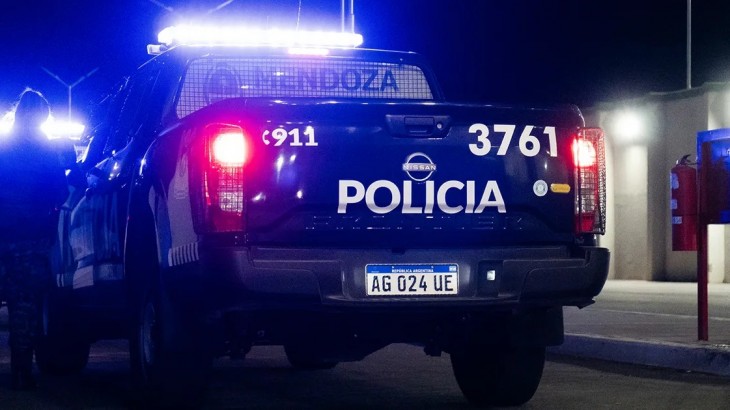Detuvieron a un conductor ebrio en Ciudad: manejaba una Amarok con 2,49 g/l de alcohol en sangre